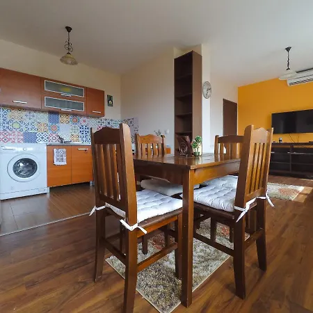 Apartment Sunny's Golden Sands