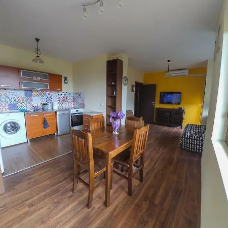 Sunny's Apartment Golden Sands